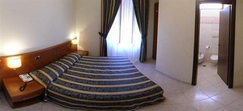 Ferrari Hotel Roma